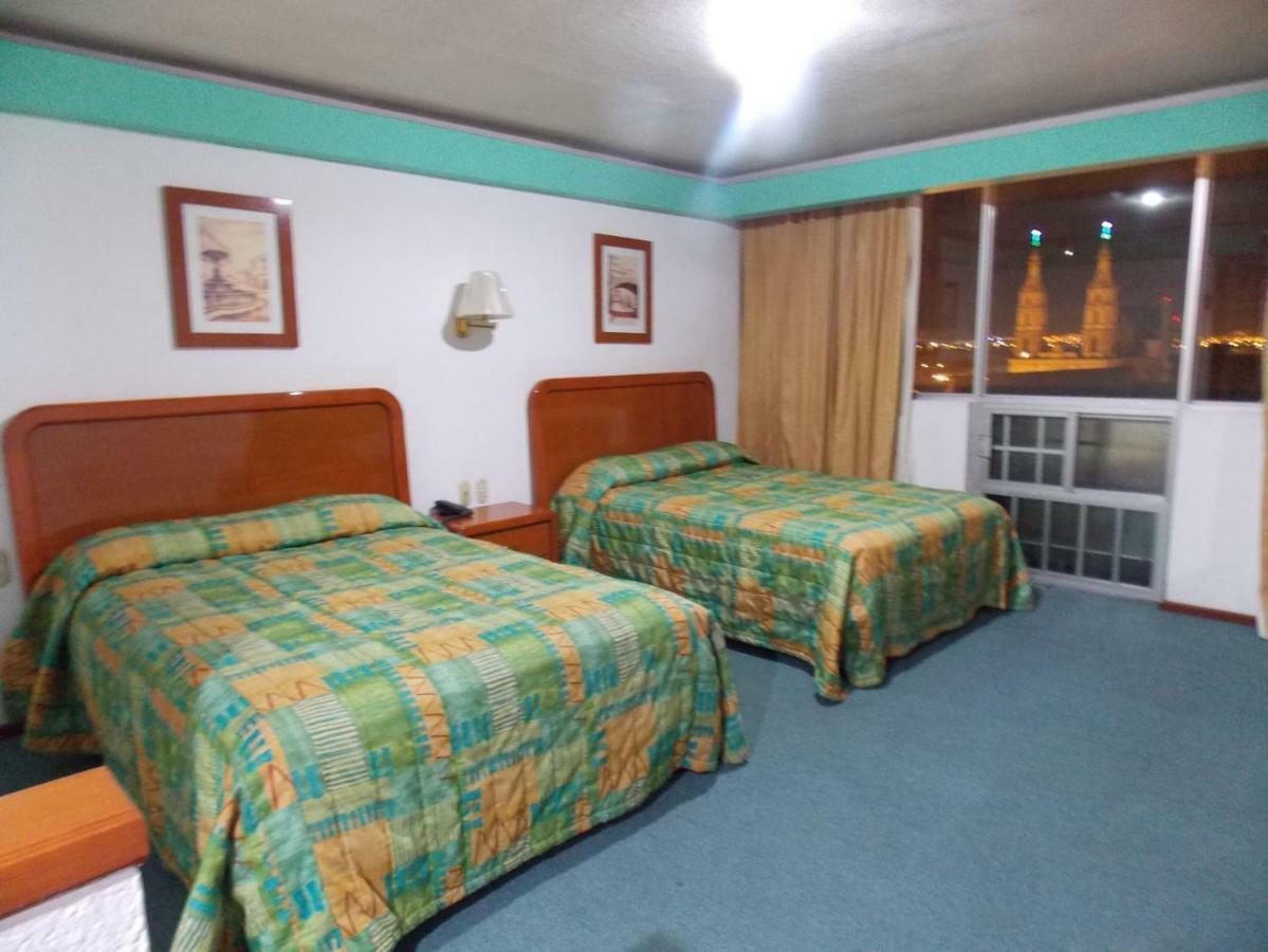 Hotel Real Rex León Esterno foto